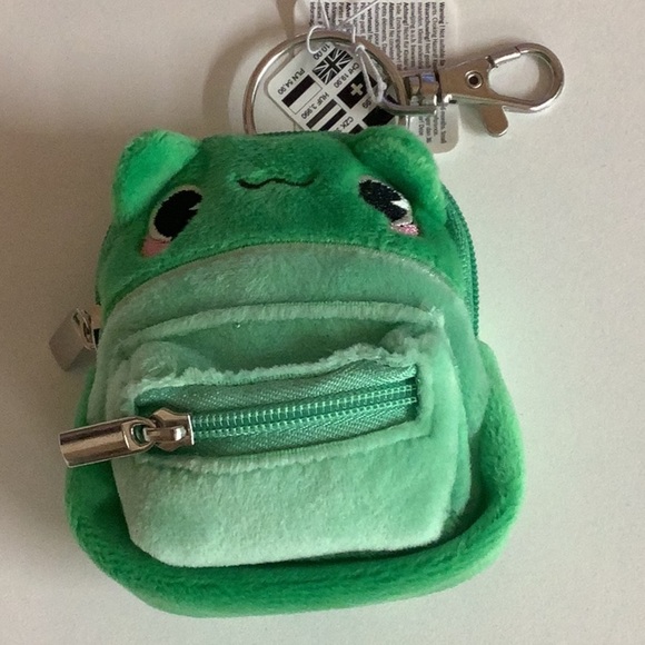 Claire’s Green Frog Mini Backpack Keychain, Nails Set & Bracelet. New With Tags. - Picture 3 of 4